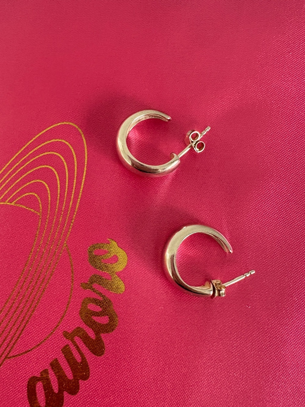 MEJURI Silver Chunky Hoop Stud Earrings